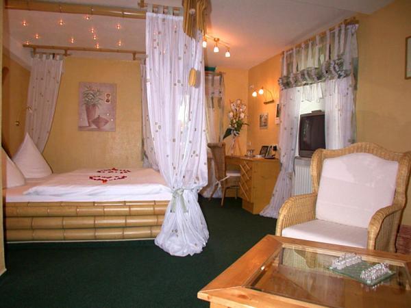 Schwabmuhlhausen Hotel "Untere Muehle" מראה חיצוני תמונה