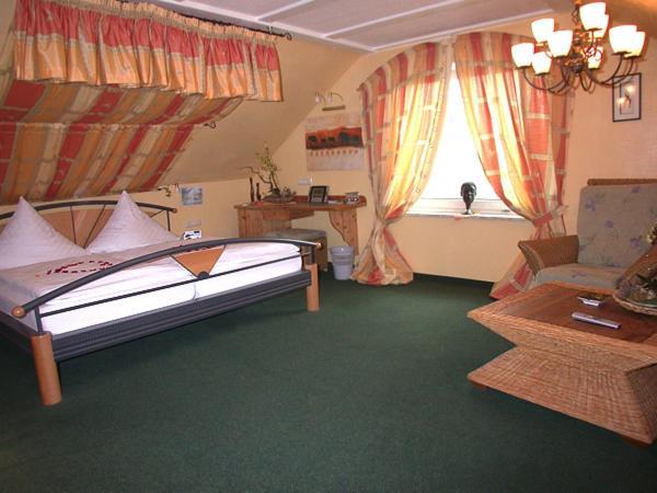 Schwabmuhlhausen Hotel "Untere Muehle" מראה חיצוני תמונה